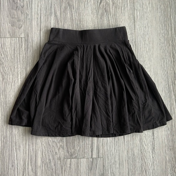 Pins & Needles Black Flowy Skirt Size XS - Picture 1 of 6